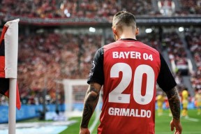 足总杯赛后再迎强敌；马德里竞技篮板制胜；主帅态度——球迷炸锅；年轻球员得到机会的简单介绍-开云体育下载