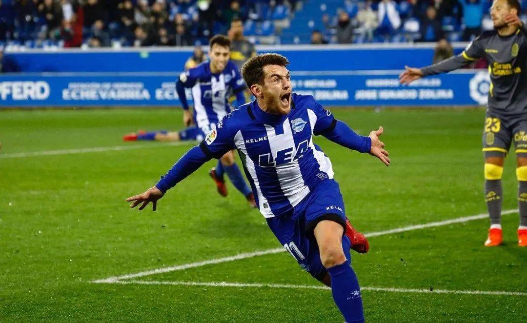 转会期里尔防线松动：德甲节点到来，底气十足，高层口径保持一致